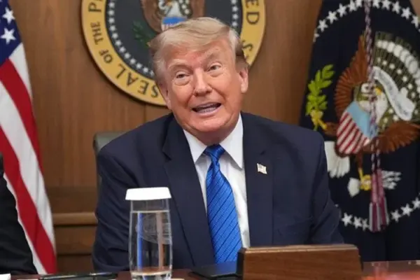 Сенатор Келлі закликав Трампа замінити Віткоффа і Кушнера на досвідчених дипломатів