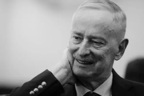 Помер Сійм Каллас: ключові дати і посади естонського політика