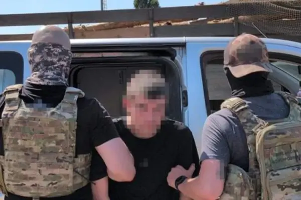 СБУ затримала в Ізюмі агента РФ, який зареєстрував 27 Starlink