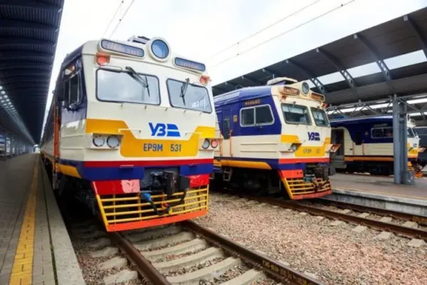 Укрзалізниця запускає 18 додаткових рейсів електрички між берегами Києва