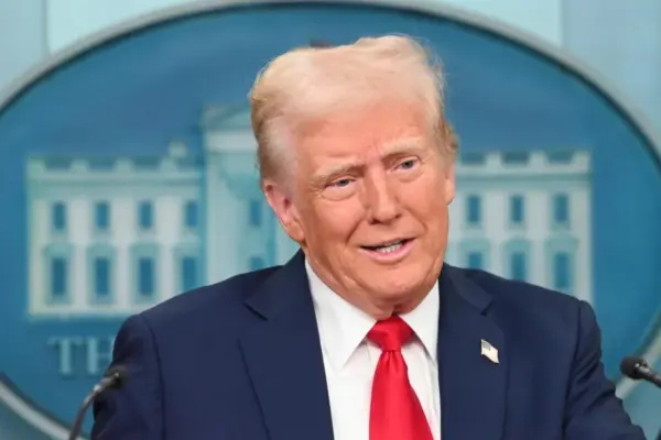The Telegraph: Трамп 9 жовтня закликав Київ зупинити удари по НПЗ і пом’якшив санкції на російський